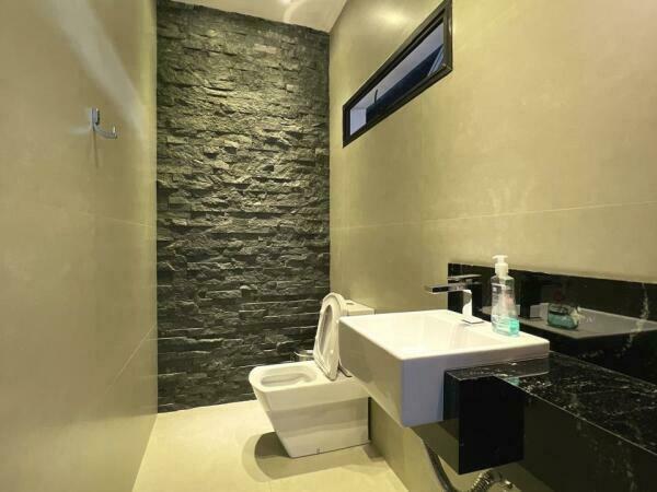 RESIDENCIA EN VENTA , EN HERNANDARIAS, CONDOMINIO CERRADO — foto 2