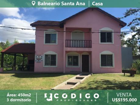 Hermoso Chalé De 3 Dormitorios, Sala De Juegos En Colonia