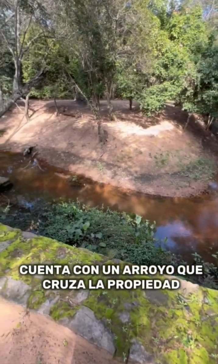 En venta hermosa y amplia quinta, ubicada en la ciudad de Loma Grande — foto 3