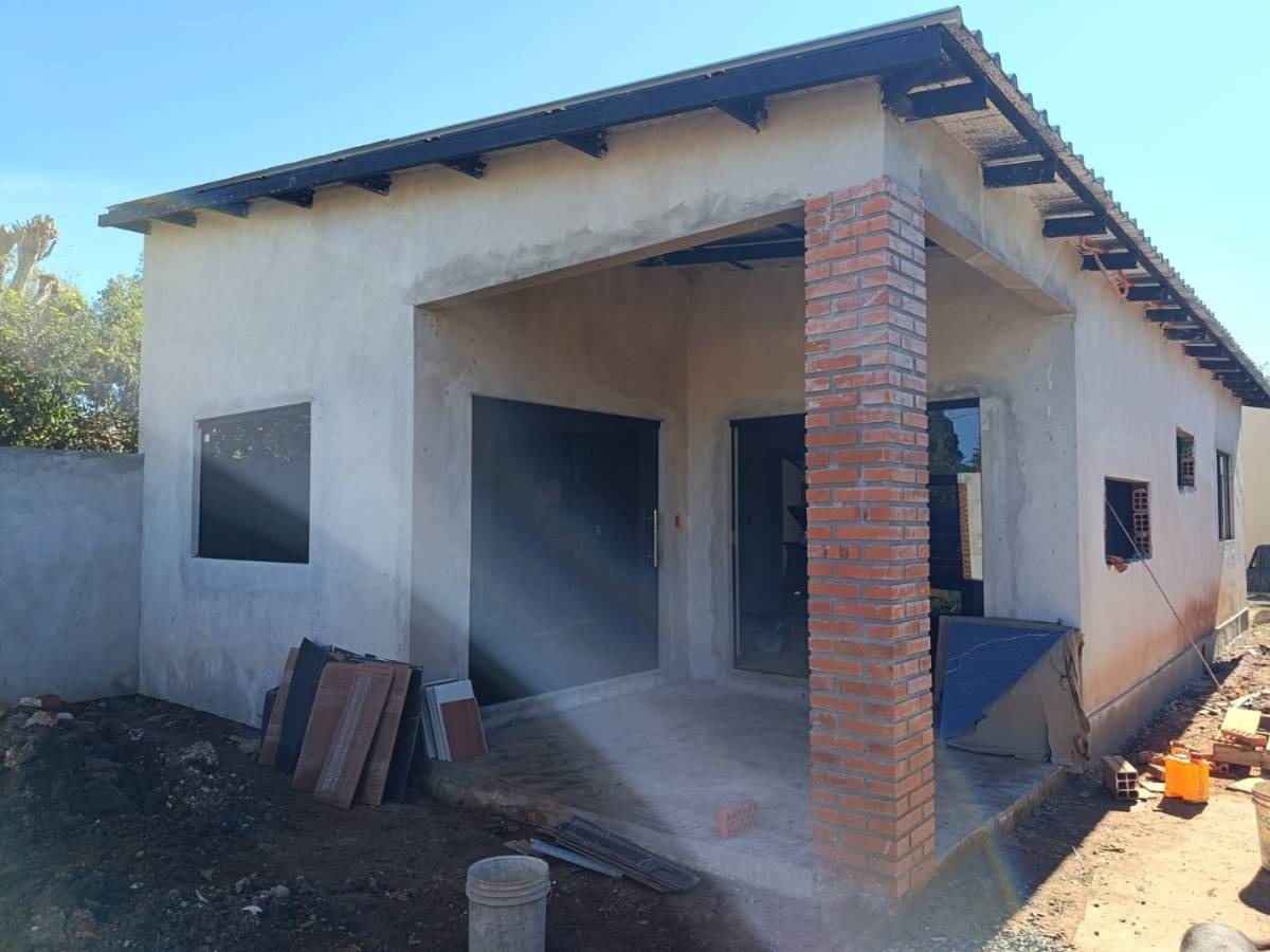 Vendo casa a estrenar en Encarnacion — foto 2