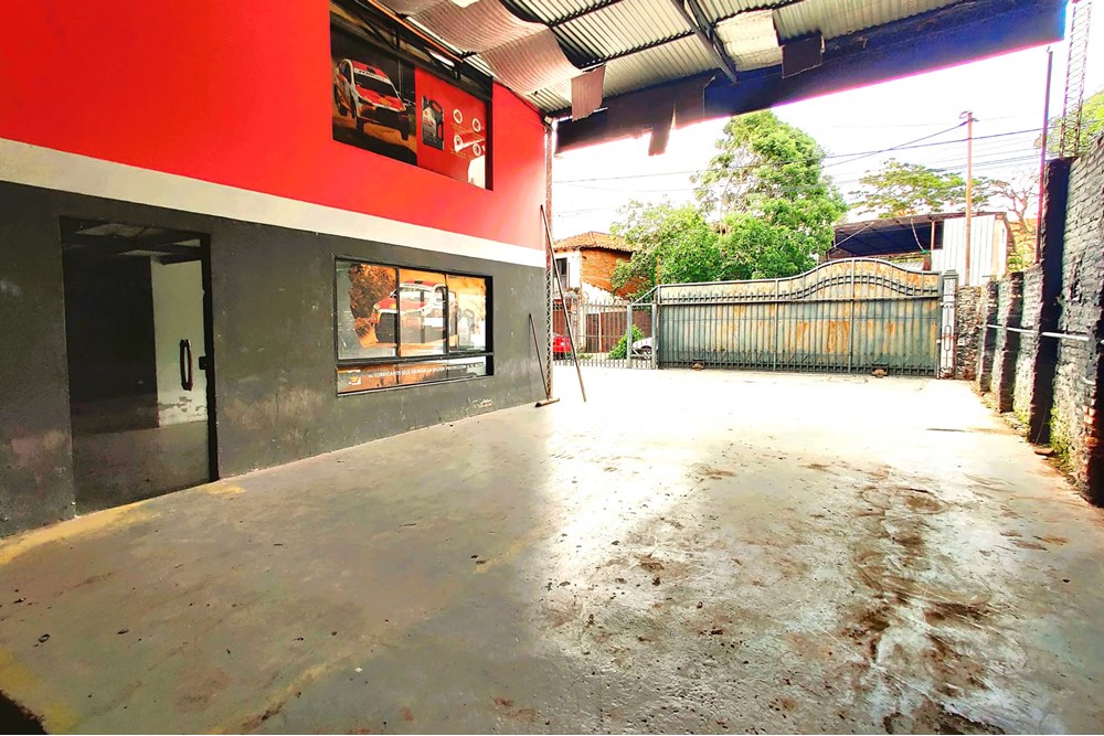 Alquiler - Depósito 420 m2 - Barrio Herrera, Asunción. — foto 3