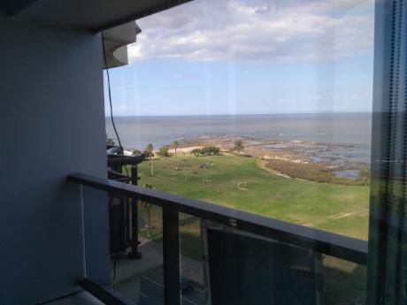 Piso Alto Vista Al Mar, Amueblado