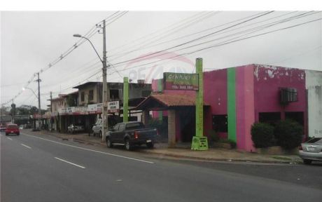 ñemby, Local Comercial En Esquina Sobre Acceso Sur A Metros De Paraguay Refrescos