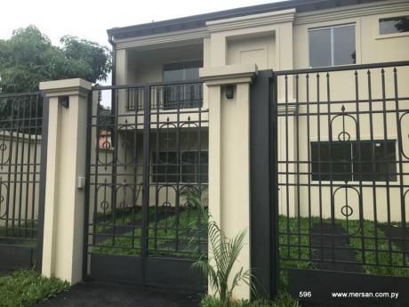 Residencia 3 Suites A Estrenar A Pasos De Avda. Primer Pdte. (cod. 596)