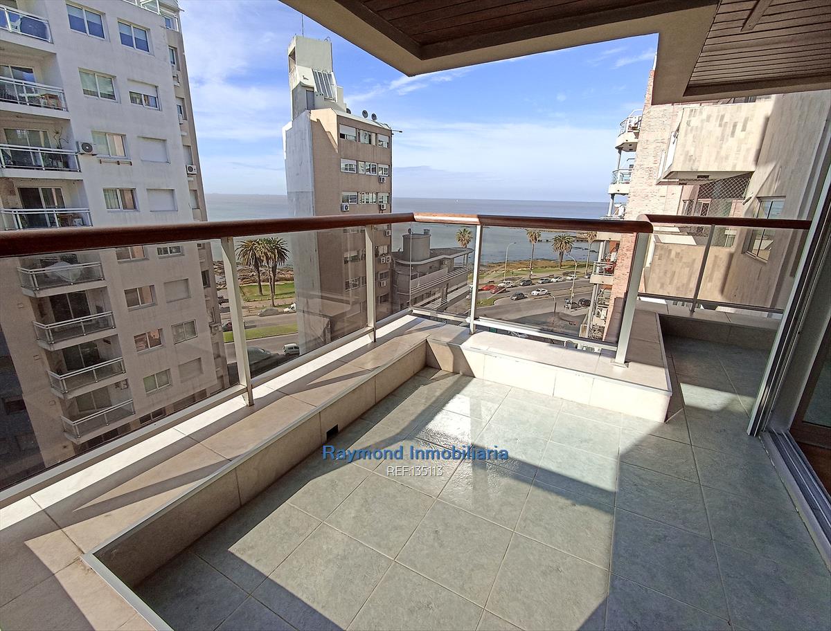 Alquiler Apartamento Punta Carretas 2 Dormitorios 3 Baños Terraza Cocina definida Garaje