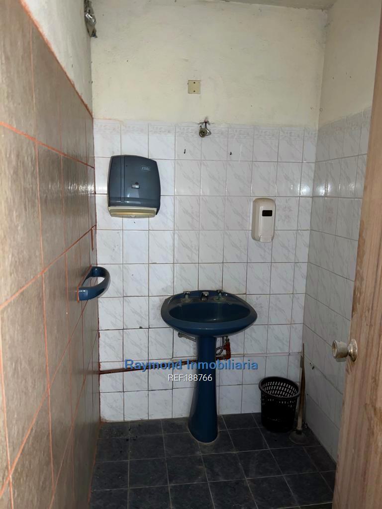 Alquiler depósito de 6000m2 Ruta 1 km 26 a 20km del puerto · Foto 5