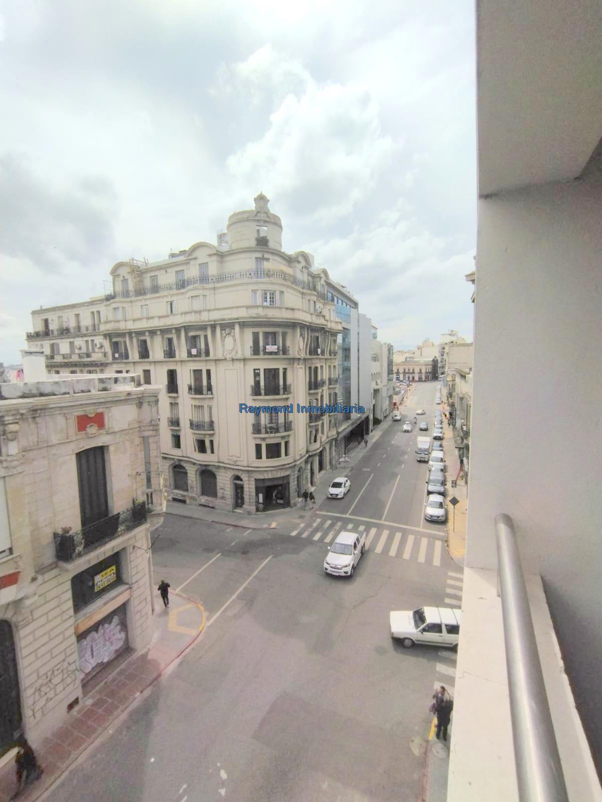 Alquiler oficina de 80m2 en alquiler en Ciudad Vieja
