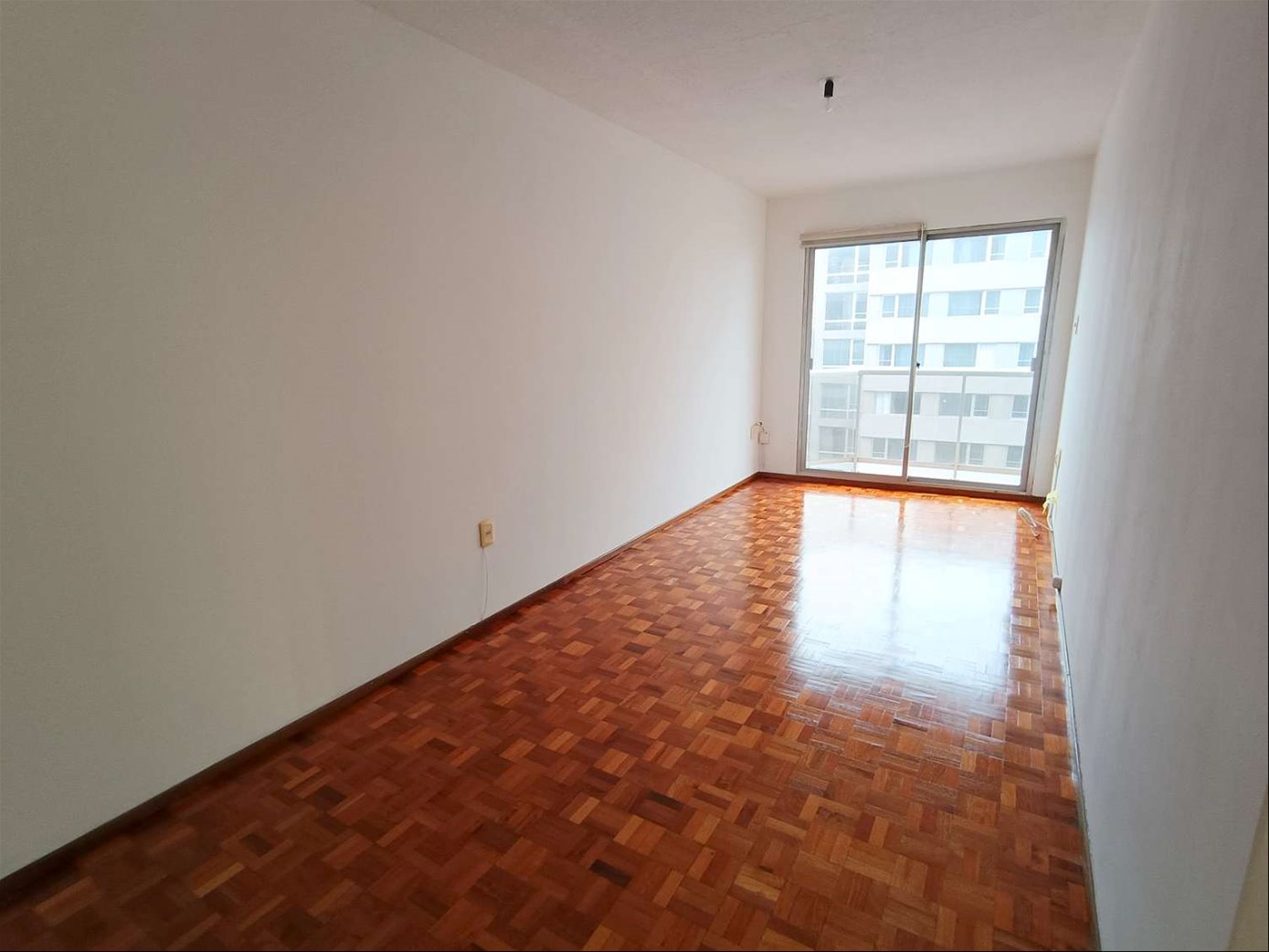 Alquiler Apartamento Punta Carretas 1 Dormitorio 1 Baño Garaje · Foto 4