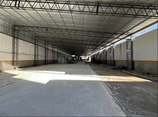 Alquiler local de 2000m2 en Bella Vista a estrenar · Foto 1