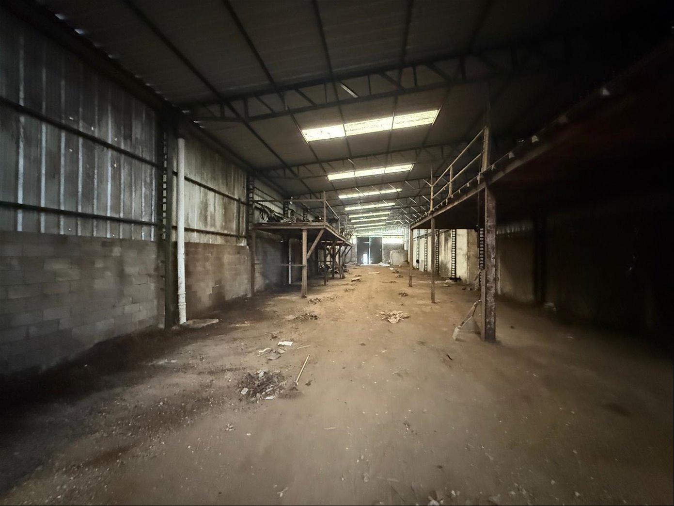 Local industrial en alquiler en Maroñas · Foto 4