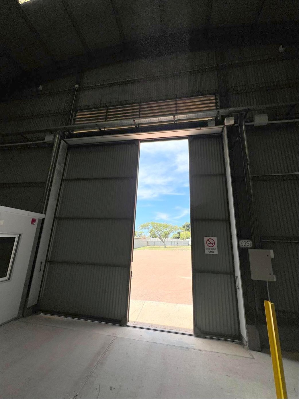 Alquiler Local Industrial de 3045m2 en Nuevo París · Foto 5
