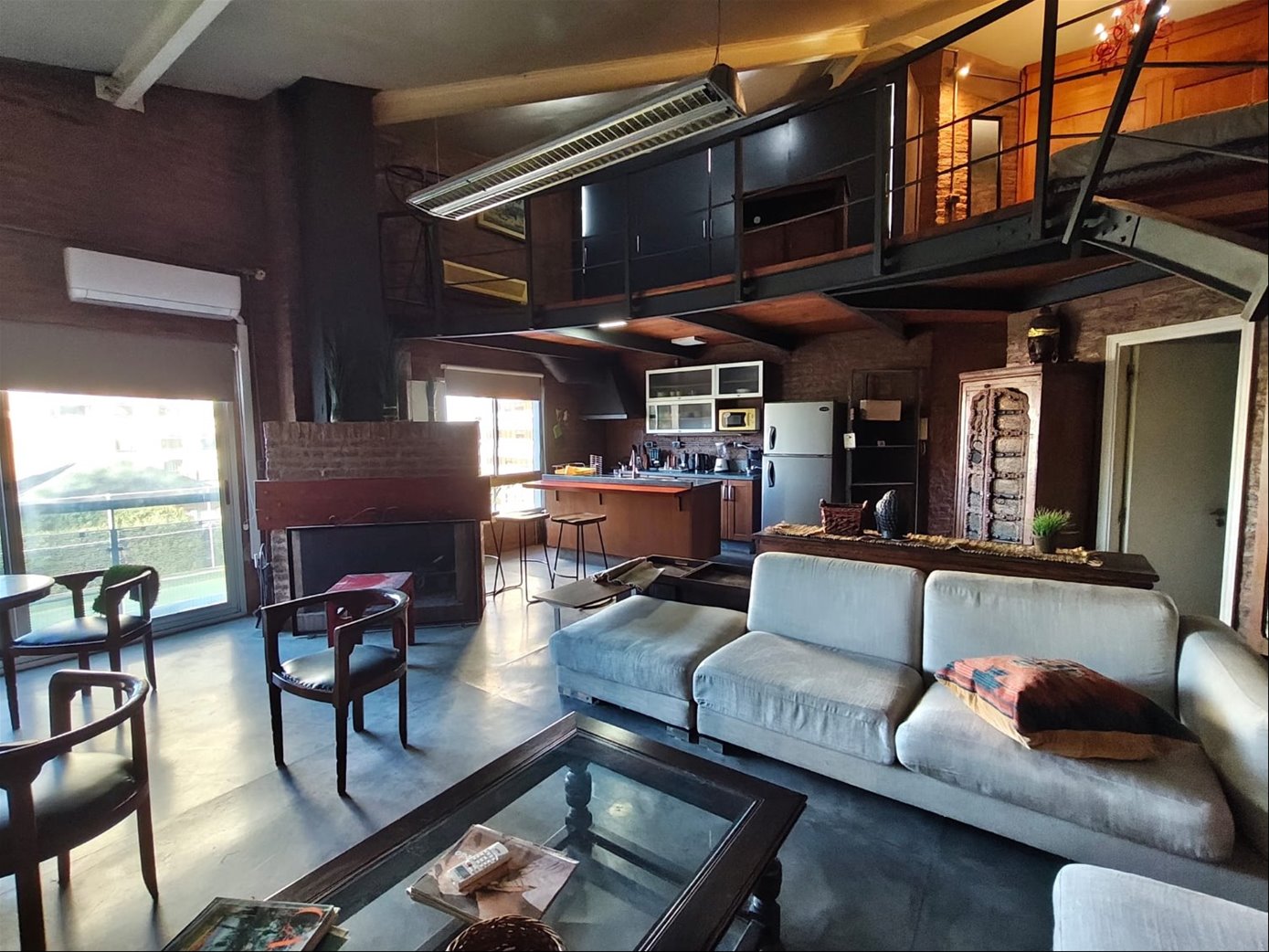 ALQUILER Apartamento tipo Loft de 98m2 en Puerto del Buceo