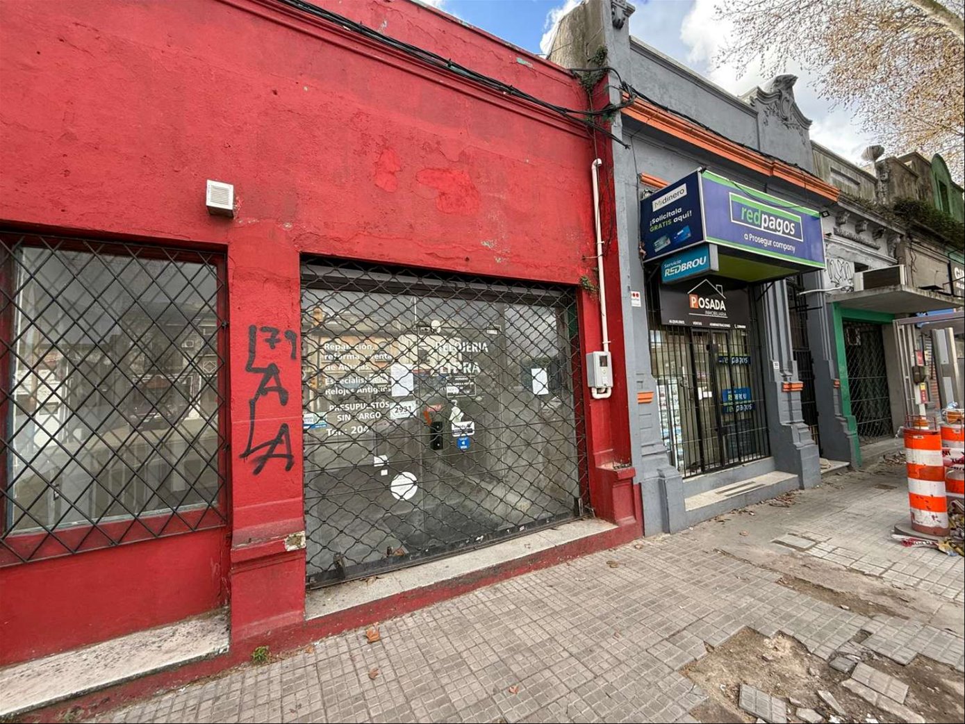 ALQUILER Local comercial 30m2 sobre Av. Gral Flores en Jacinto Vera · Foto 3