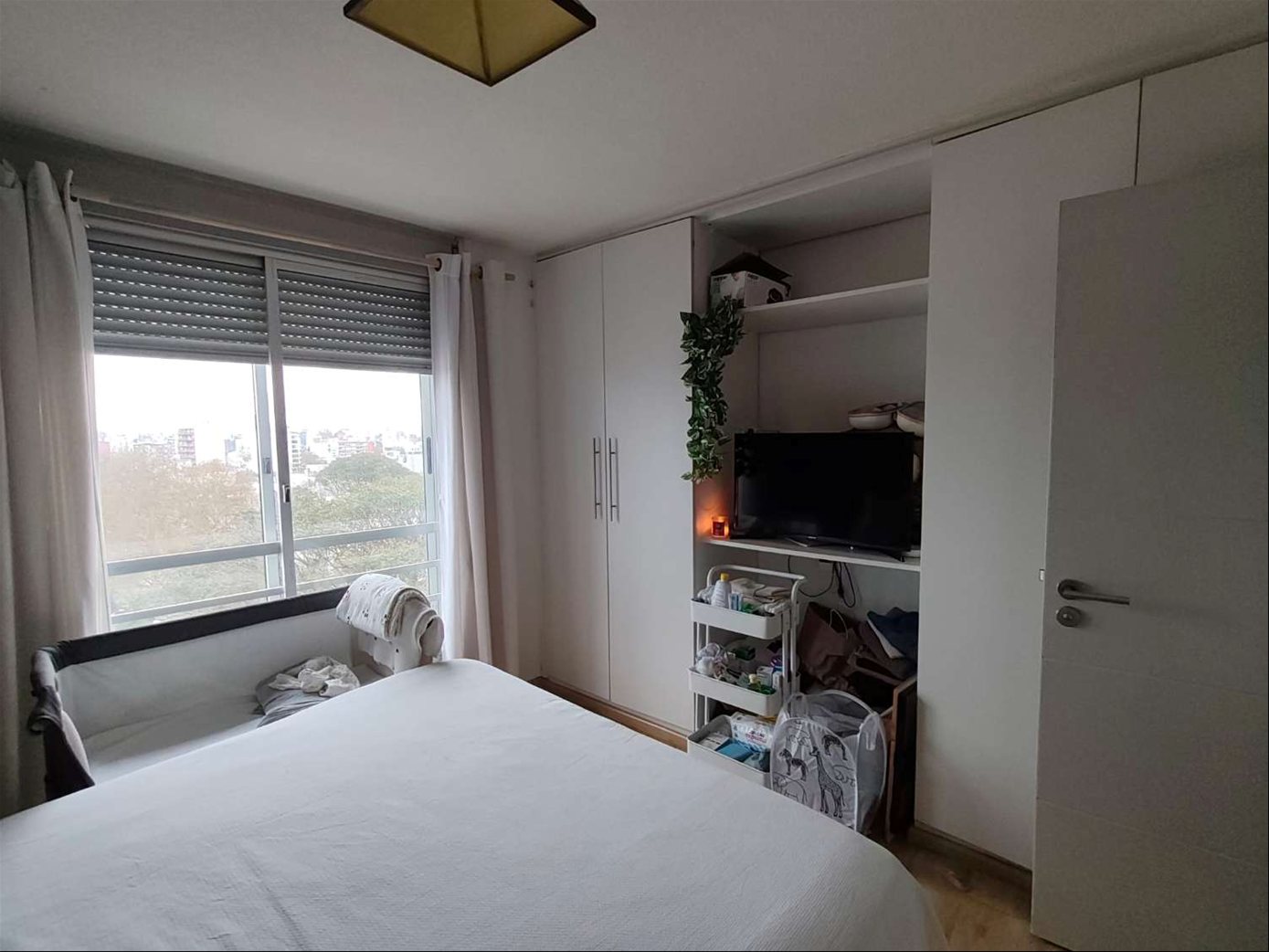 ALQUILER Apartamento de 2 dormitorios y 2 baños con garaje en Pocitos Nuevo · Foto 11