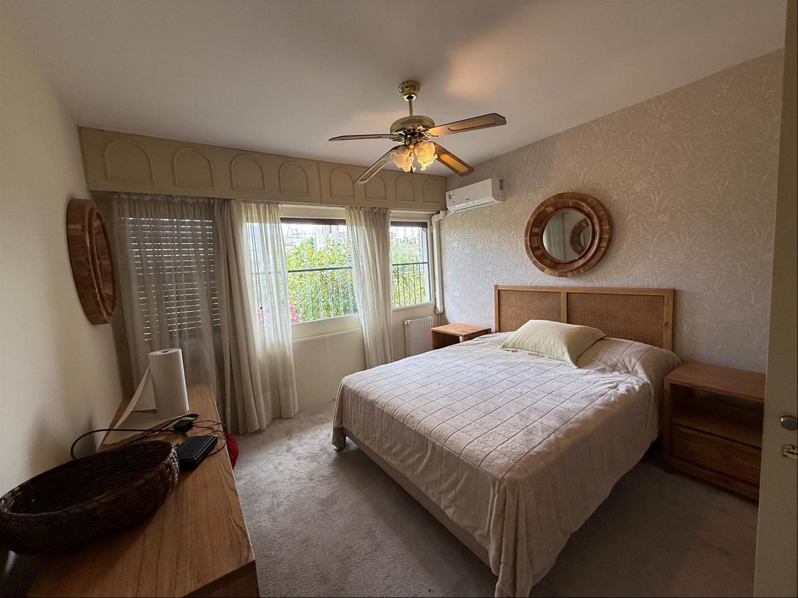 ALQUILER CASA de 4 dormitorios y 2 baños en Punta Gorda · Foto 10