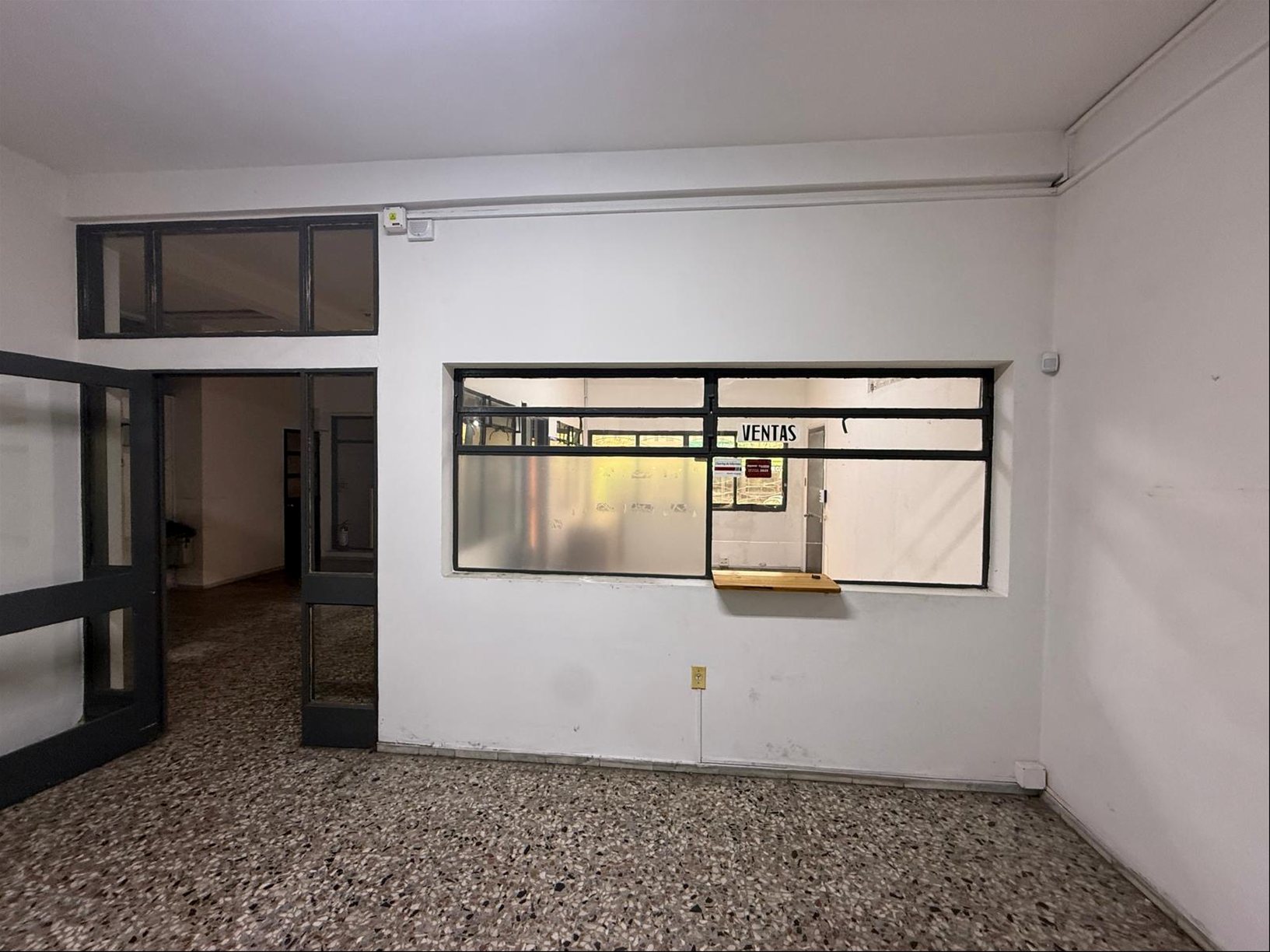 ALQUILER Local industrial de 2042m2 sobre Ariel en Sayago · Foto 12