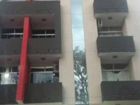 Alquilo Dpto. De 2 Dorm Av. Busch 1er Y 2do Anillo