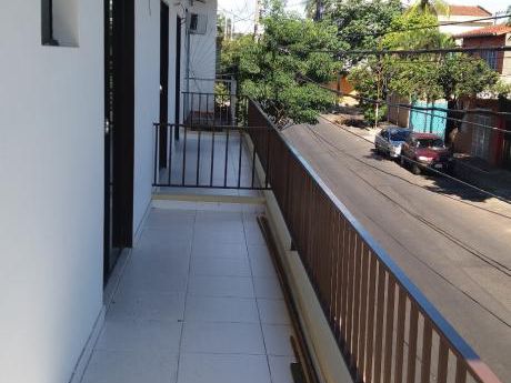 Alquilo Departamento En Barrio Obrero