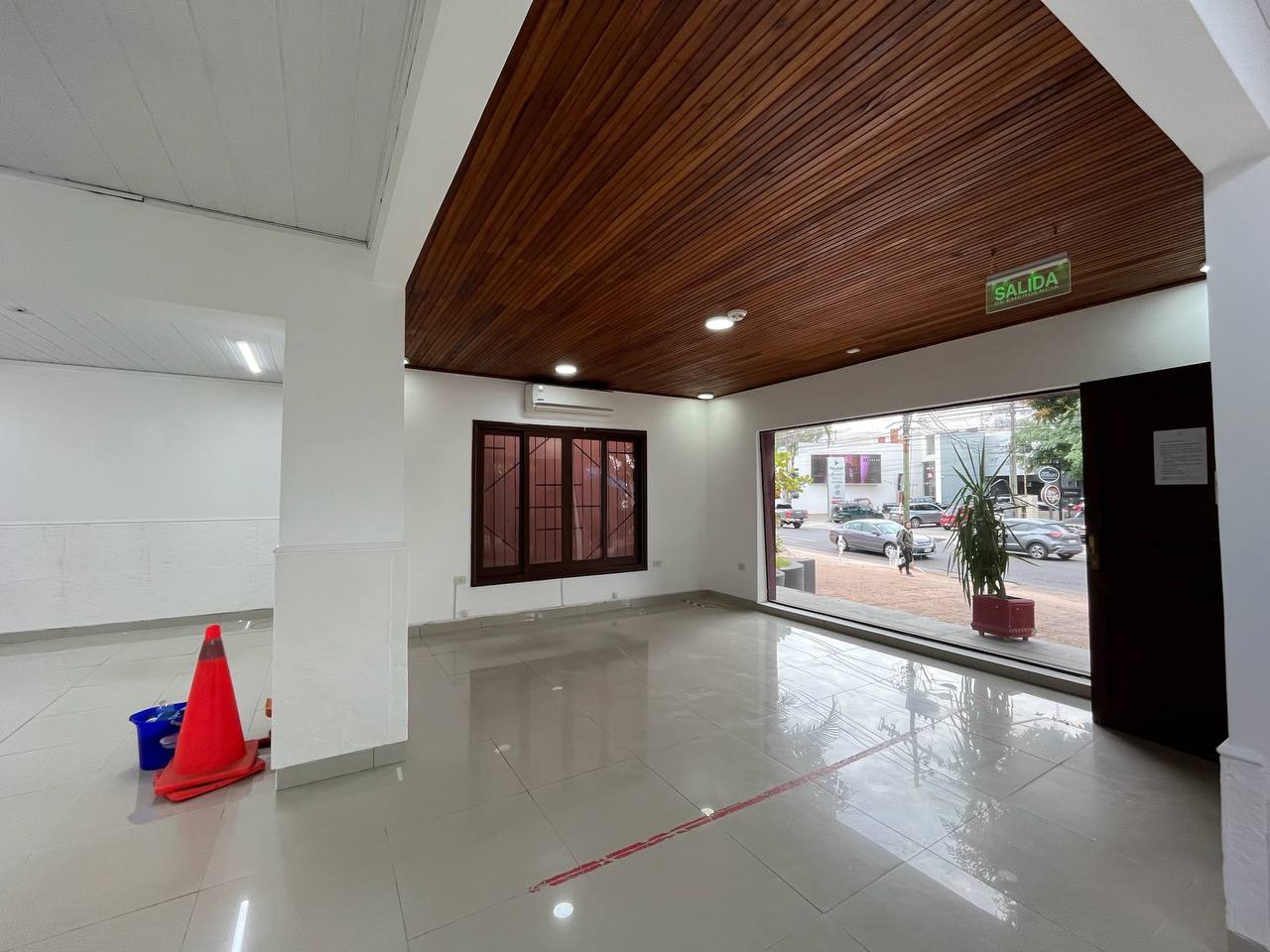 Local comercial | Showroom | Oficinas para call center — foto 3