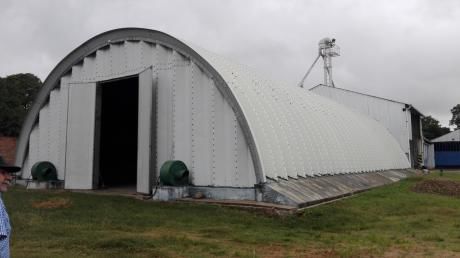 2 Silos + Terreno En Warnes En Venta