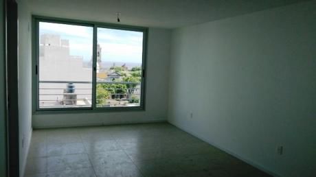 Venta De Apartamento 2 Dormitorios En Cordon Sur