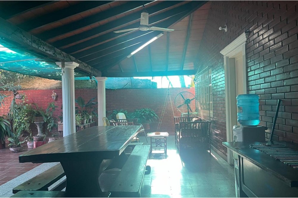 VENDO RESIDENCIA FAMILIAR EN HERRERA — foto 3