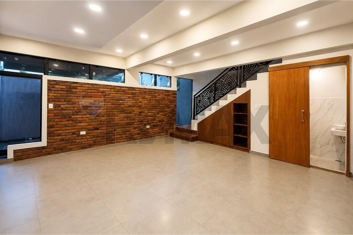 DUPLEX A ESTRENAR EN LAMBARE — foto 3