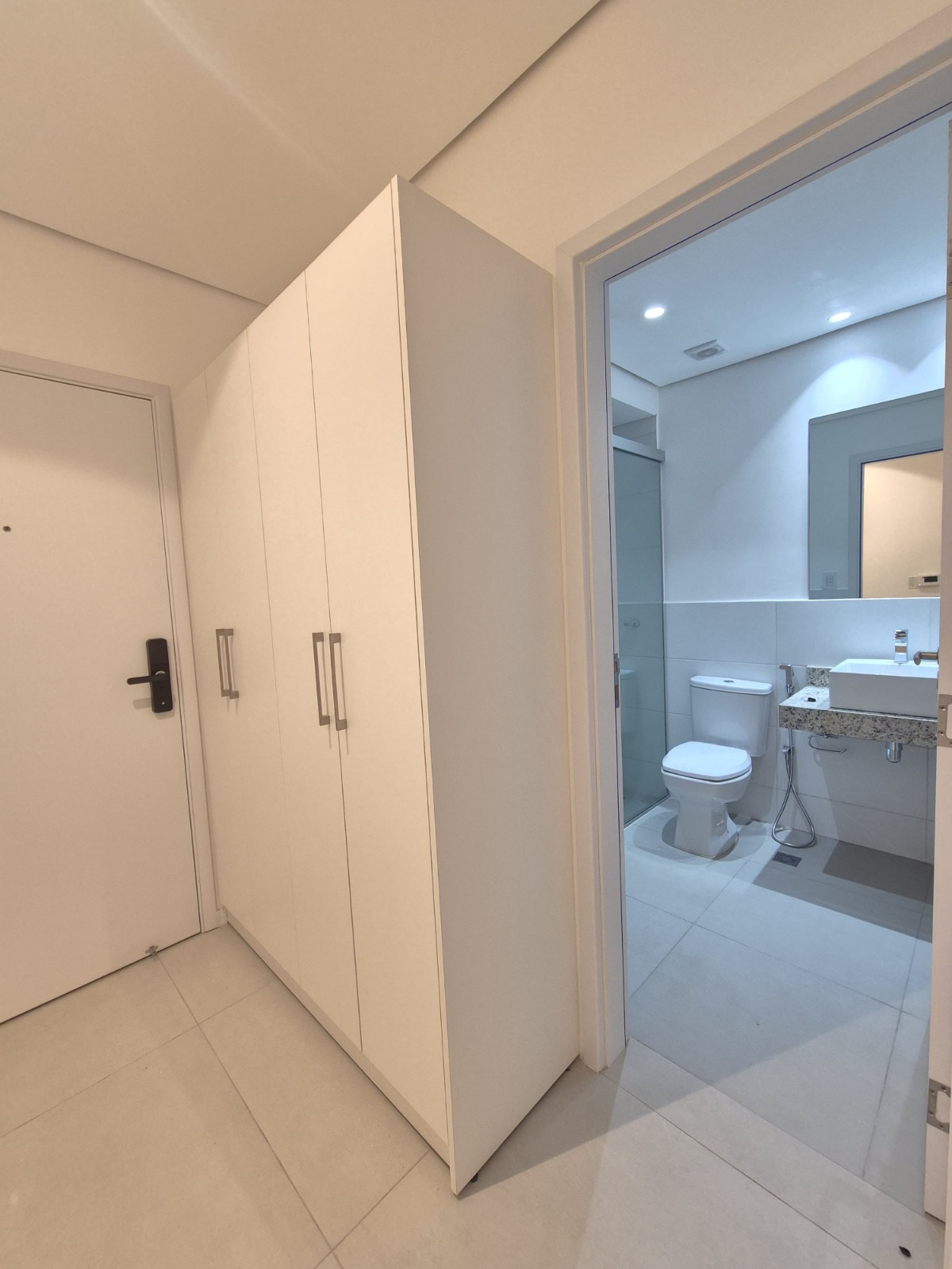 VENDO MONOAMBIENTE AMOBLADO EN BARRIO HERRERA — foto 3