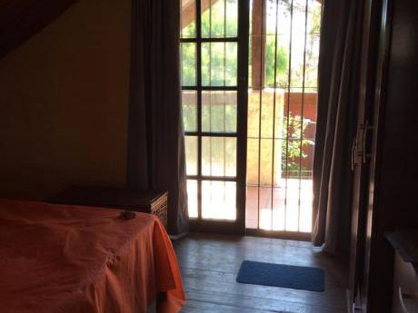 Hermosa Casa/cabaña En Marindia. C/parrillero Y Jardín Cercado. 1dorm. Cochera