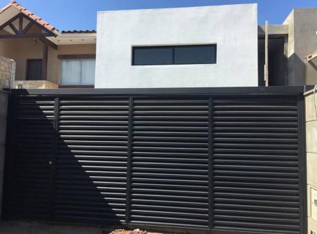 Casas De 2 Pisos En Venta En Avenida Alemana Y 7mo Anillo