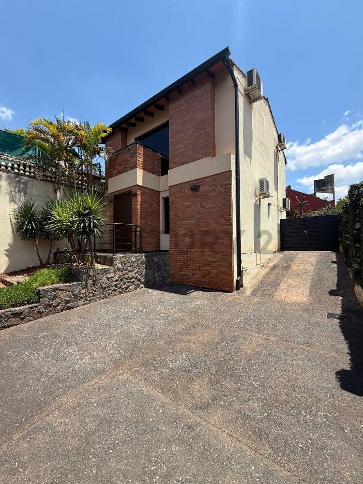Casa en Alquiler para vivienda u oficina — foto 3