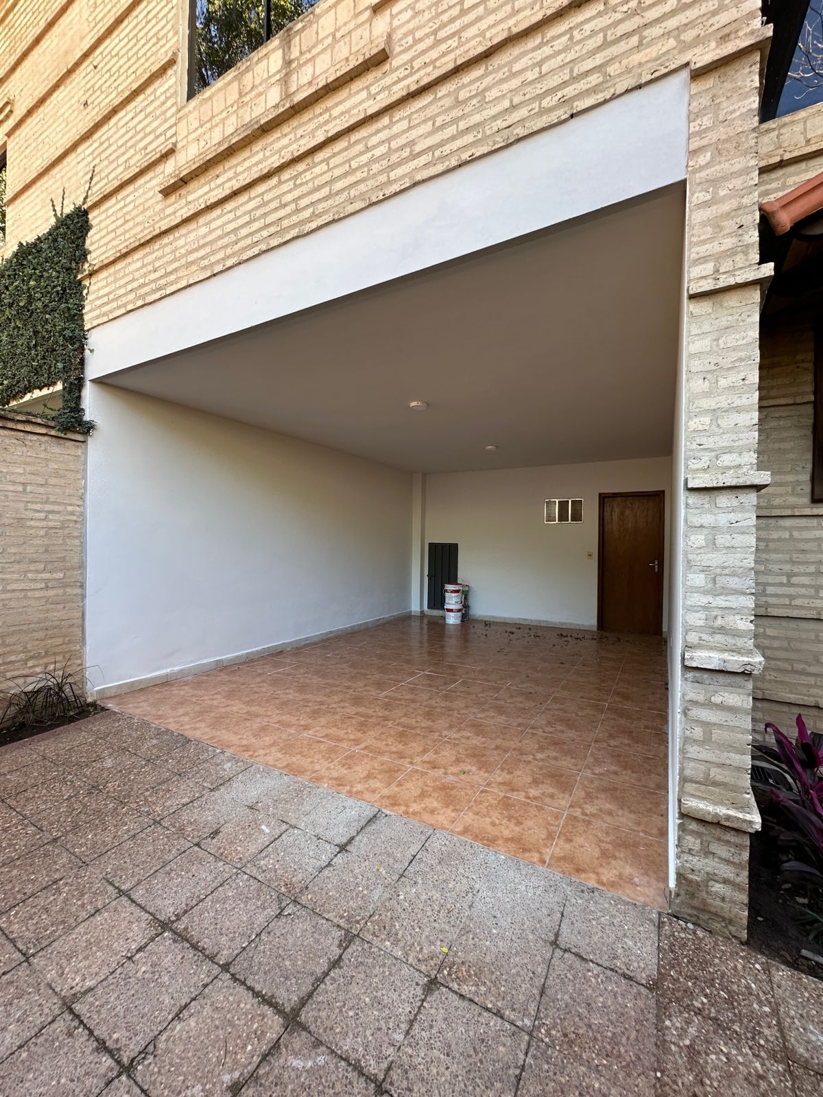 VENDO DUPLEX ASUNCION BARRIO MBOCAYATY EXCELENTE ESTADO — foto 3