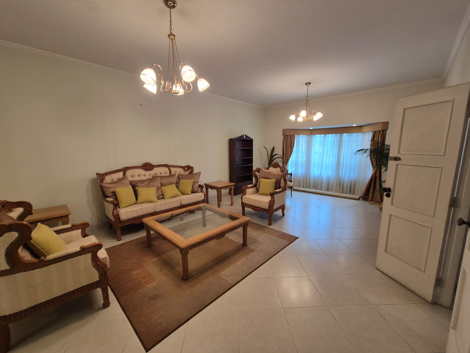 Casa en alquiler en Villa Morra, Asunción — foto 3