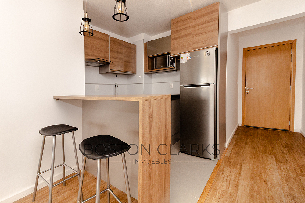 Apartamento En Alquiler En Pocitos De 1 Dormitorio Con Garaje · Foto 4