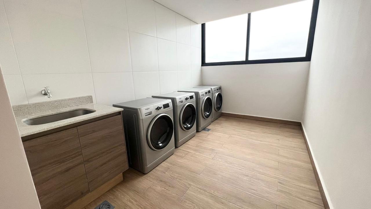 ALQUILO DEPTO AMOBLADO DE 1 DORM SIN COCHERA EN RECOLETA — foto 2