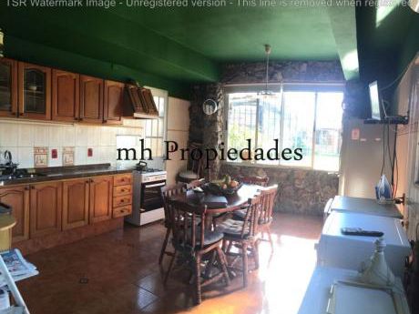 Venta Casa P.u. A 100 Mt De Rambla
