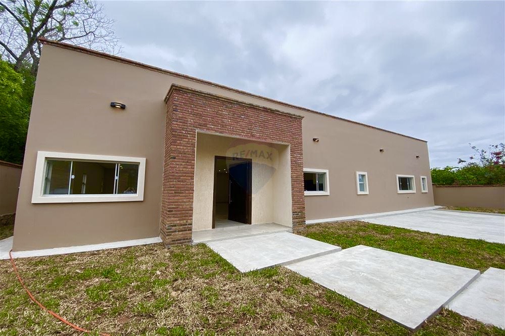Casa Nueva con Piscina en San Bernardino, Cerca del Centro — foto 2