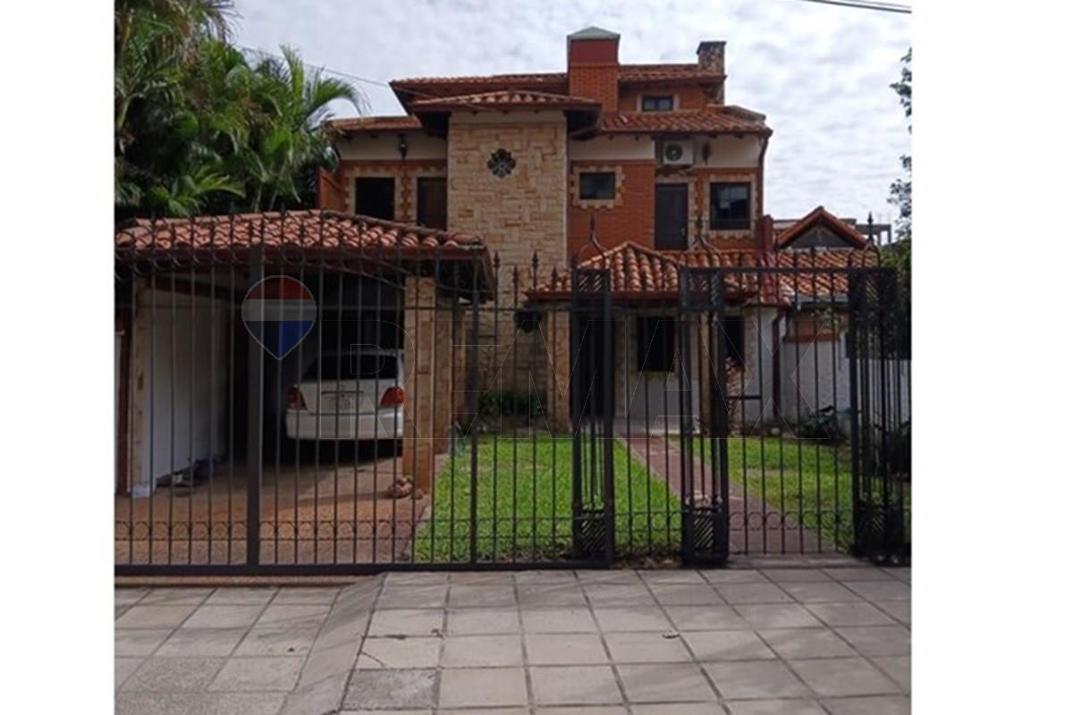 Casa en alquiler en Villa Morra