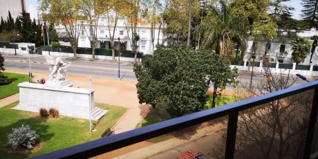 Pocitos, Venta Apartamento 3 Dorm, Amplias Tzas