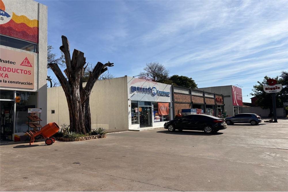 ALQUILO SALON COMERCIAL EN LUQUE — foto 3