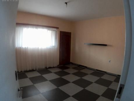 Apartamento 1 Dormitorio Al Frente.