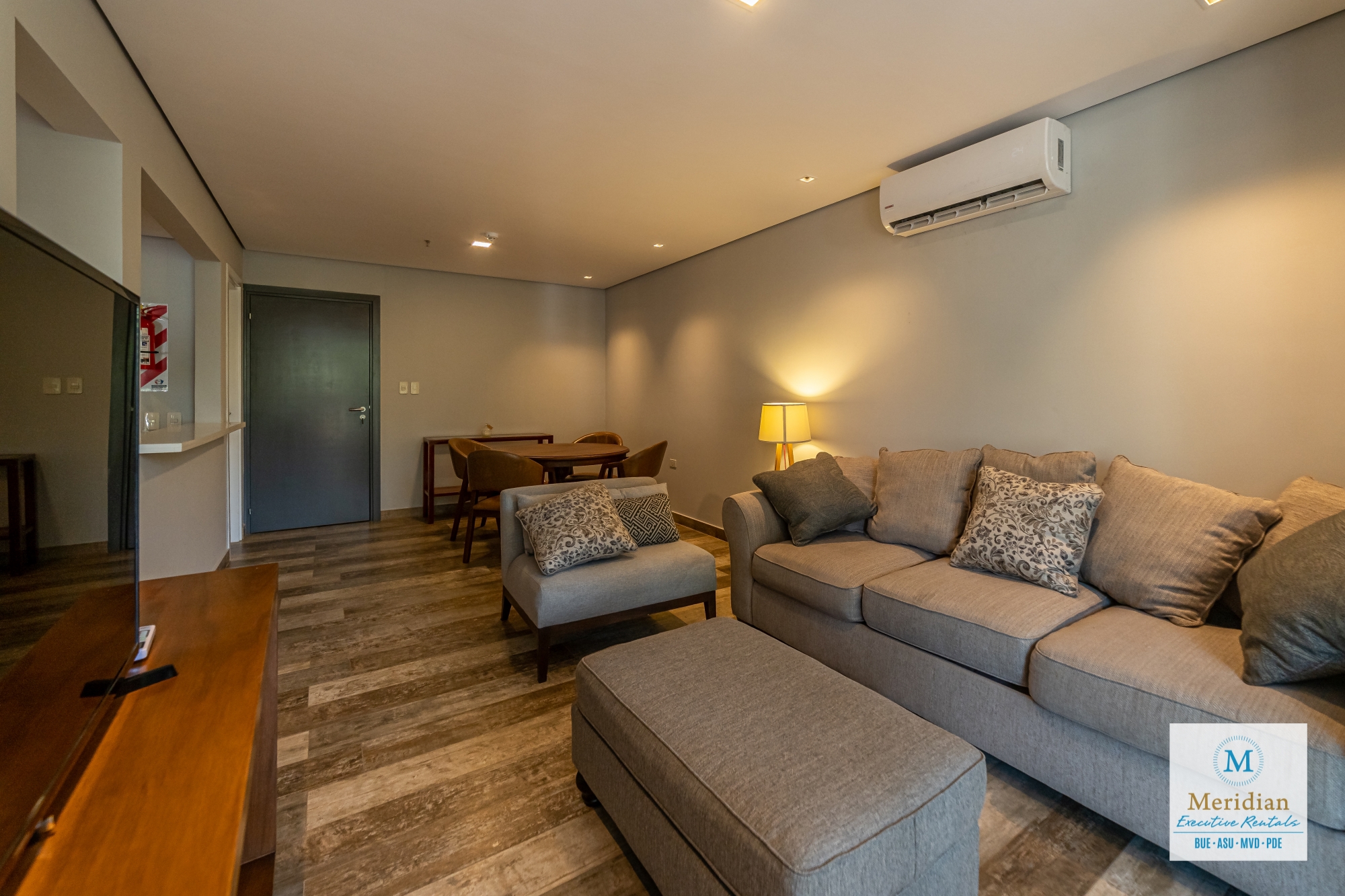 Villa Morra a pasos de todo! Equipado 100%! — foto 2