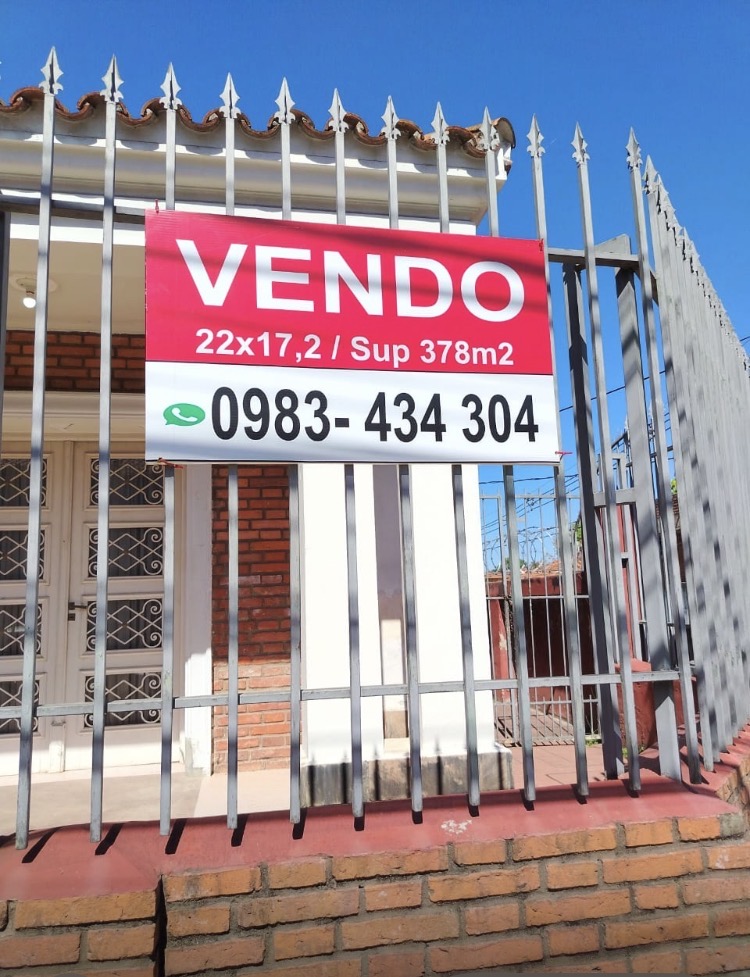Casa en venta en Pettirossi