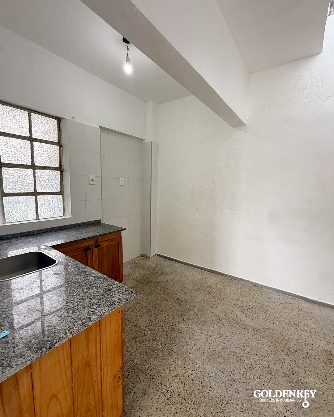 Alquiler Casa 1 Dormitorio jardin y garaje barrio Belvedere · Foto 10