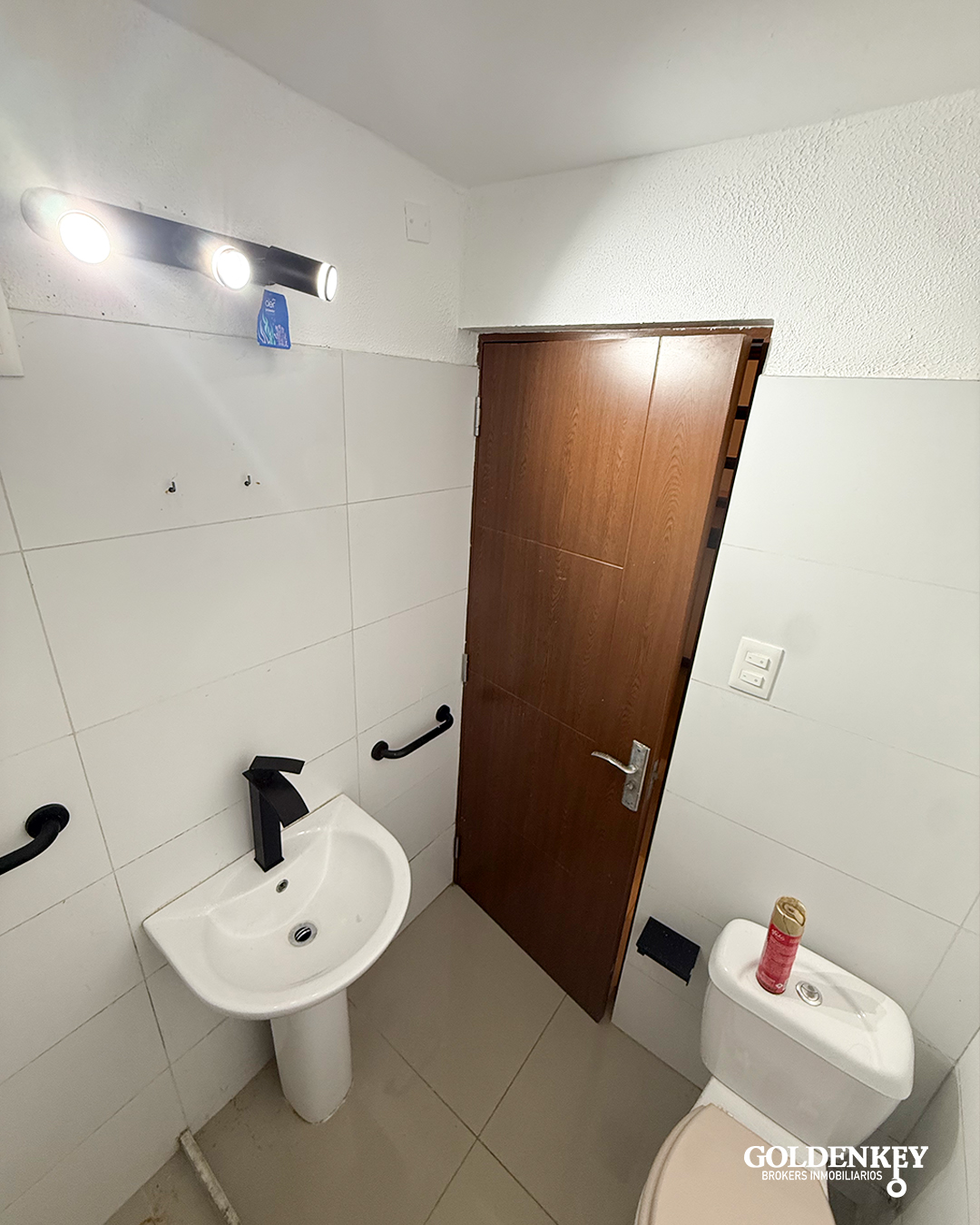 Alquiler Apartamento 2 Dormitorios y patio barrio Cerro · Foto 12