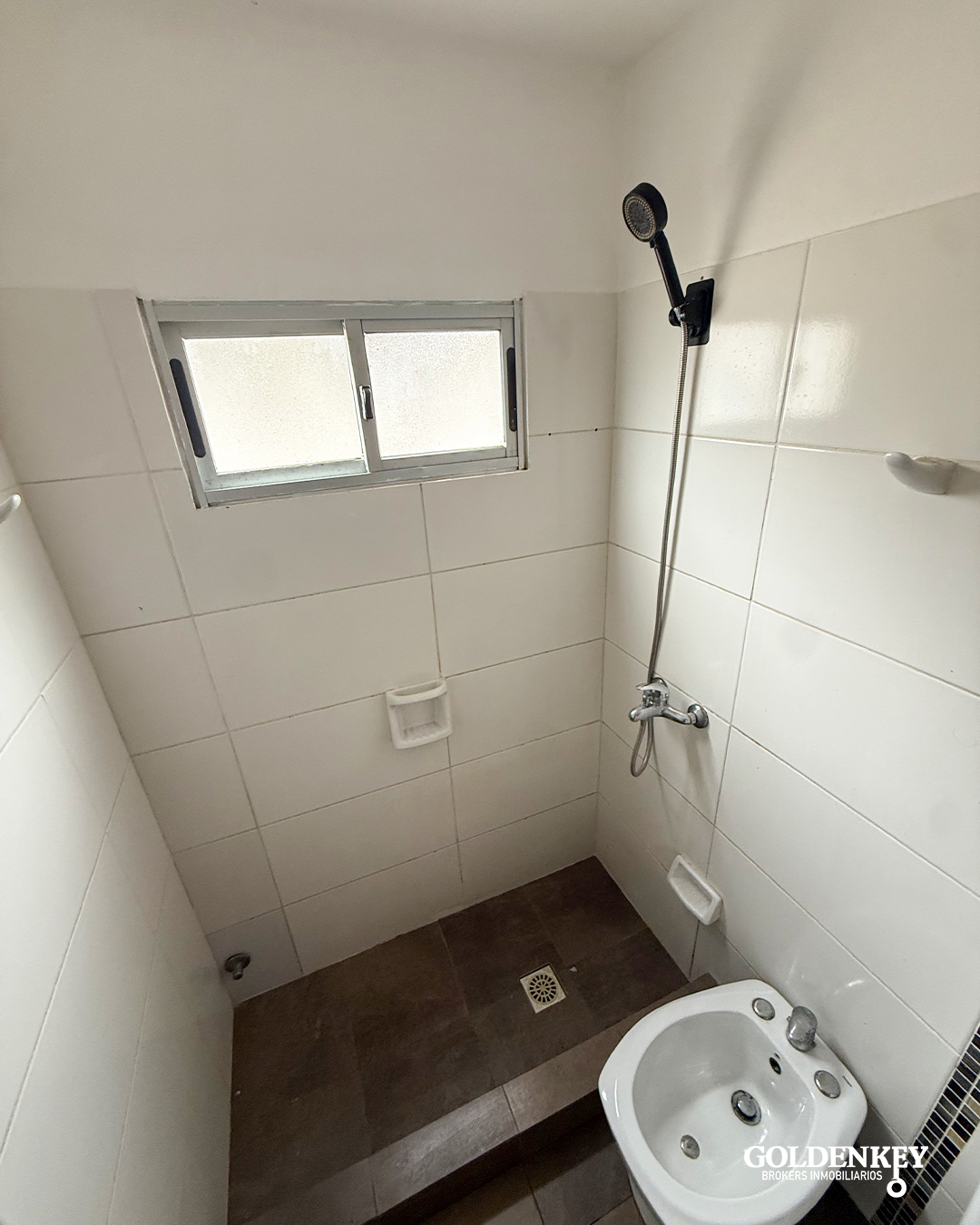 Alquiler Apartamento 2 Dormitorios patio y balcon barrio Paso de la Arena · Foto 9
