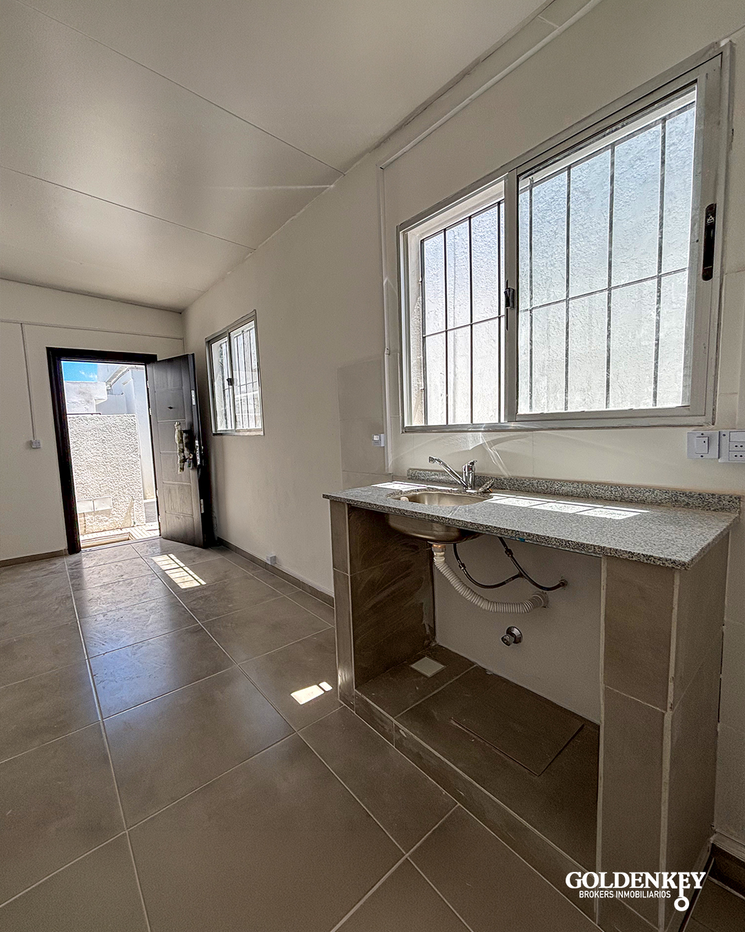 Alquiler Apartamento 2 Dormitorios y patio barrio La Teja · Foto 7