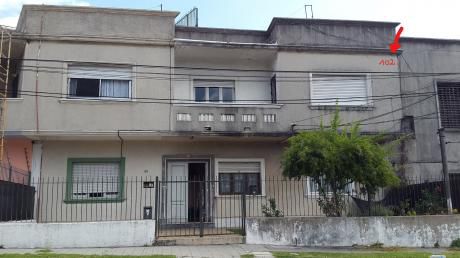 Apartamento Al Frente Primer Piso, Tres Dorm