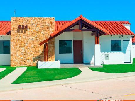 Casa A Estrenar En Venta - Navarra B