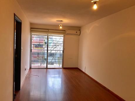 Venta Y Alquiler Apartamento Pocitos Montevideo 2 Dormitorios 2 Baños Garaje